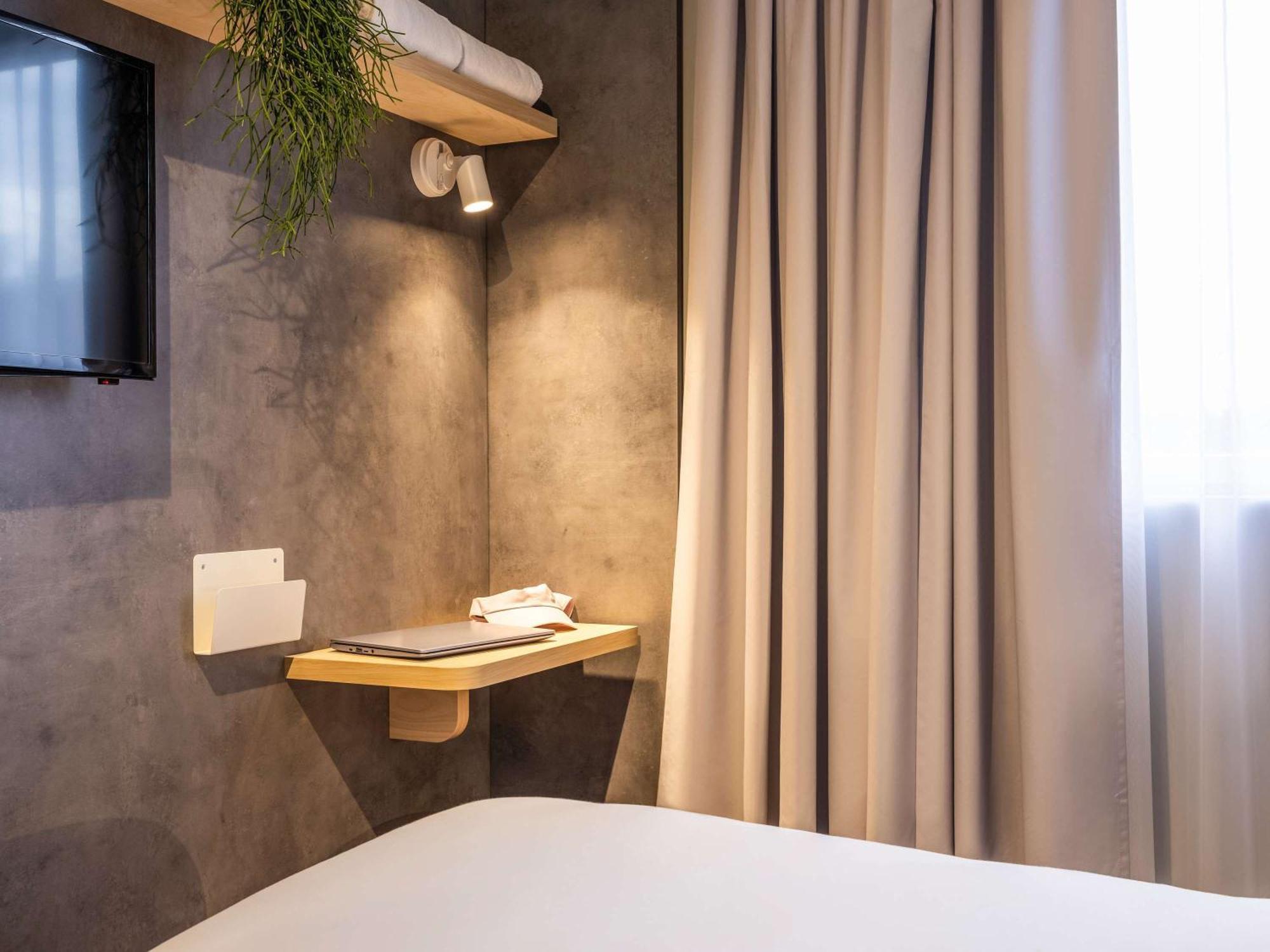 Ibis Budget Arlon Porte Du Luxembourg Bagian luar foto